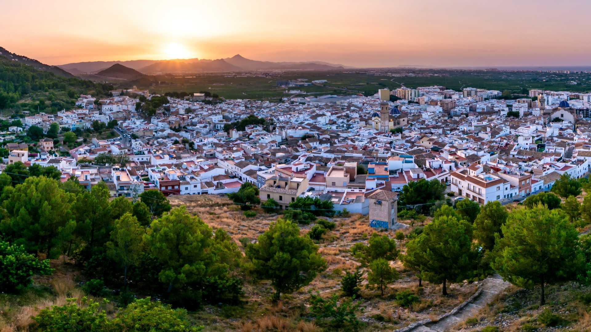 Casco antiguo e historia de Oliva