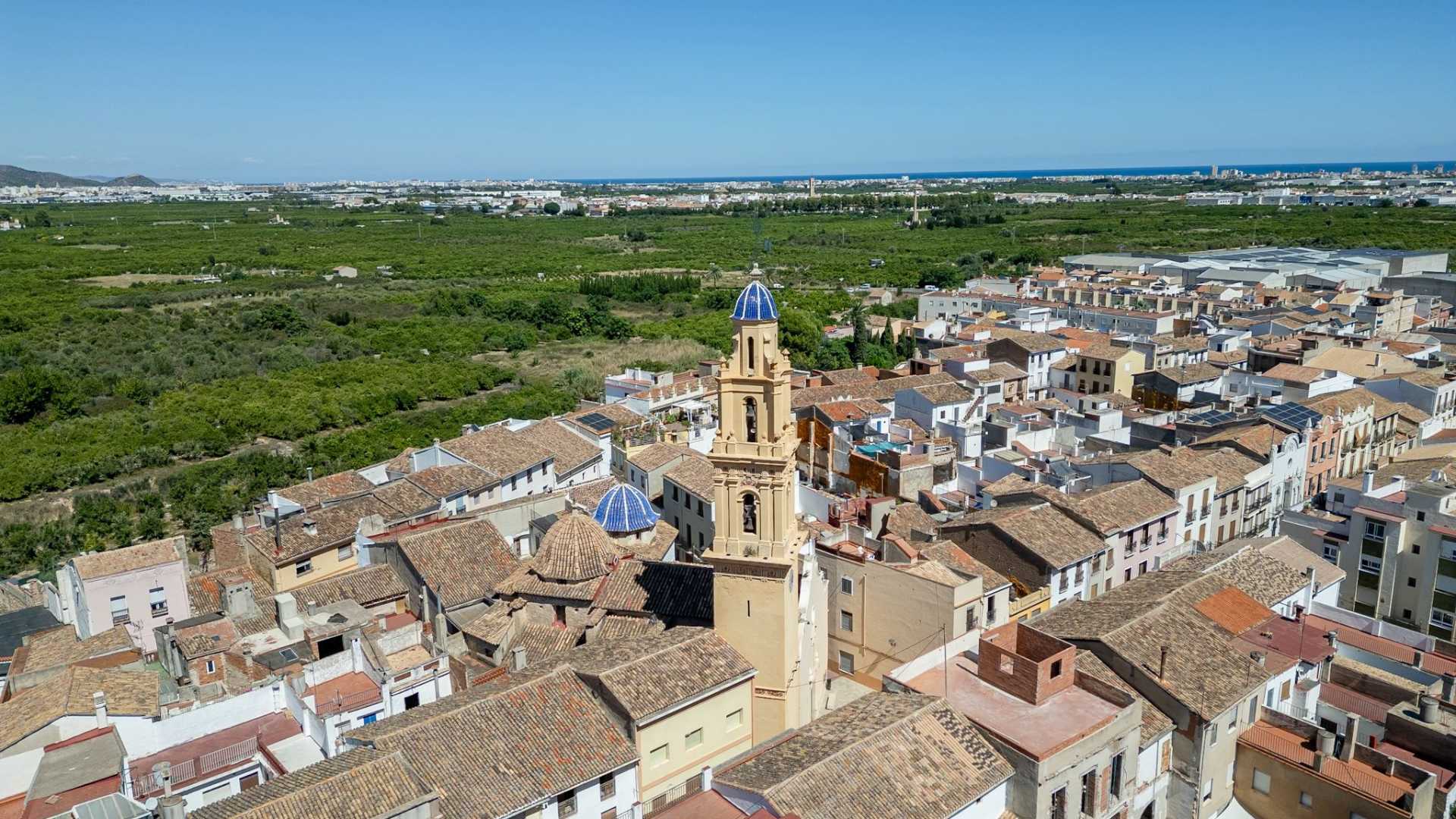 Vista del municipio de Rafelcofer y entorno tradicional en La Safor