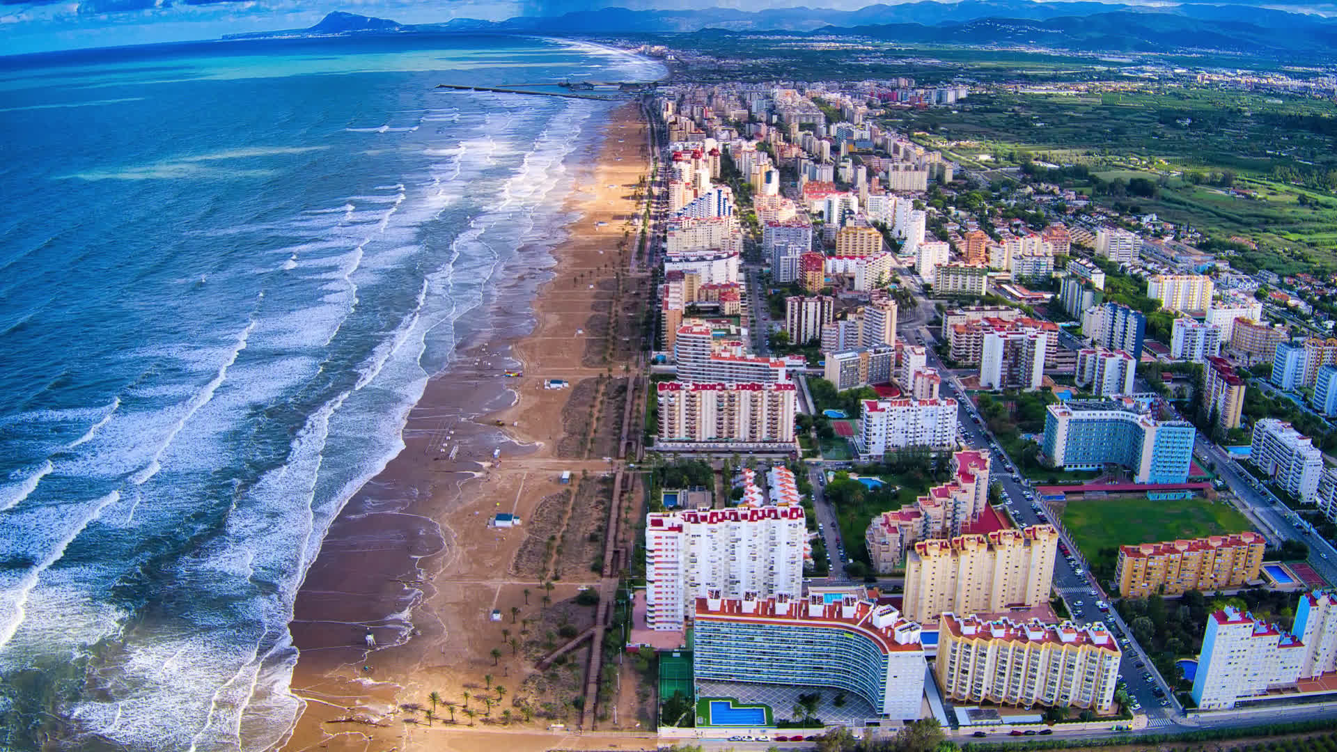 Playa de Bellreguard y su paseo marítimo en La Safor