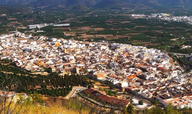 Vista panorámica del municipio de Simat de la Valldigna